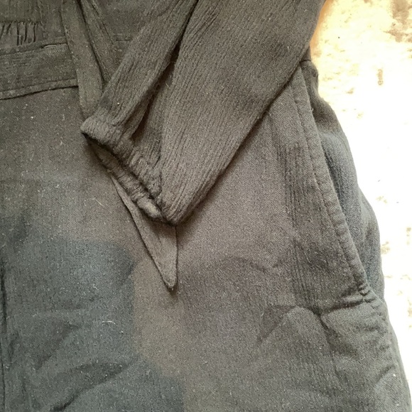 Abercrombie & Fitch long sleeve black romper with pockets - Picture 4 of 4